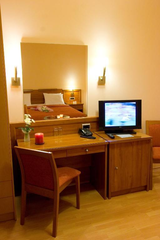 Lito Hotel Kymi Phòng bức ảnh