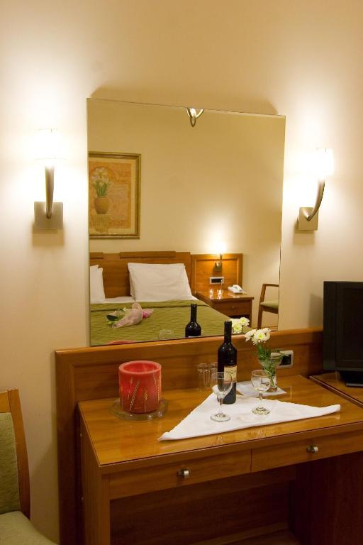 Lito Hotel Kymi Phòng bức ảnh